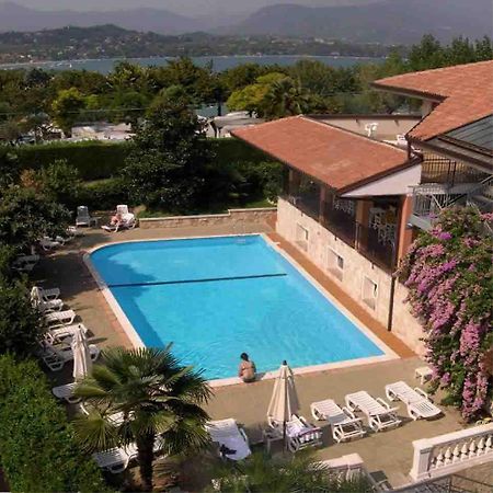 Residence Miralago Rooms & Apartments Manerba del Garda Kültér fotó