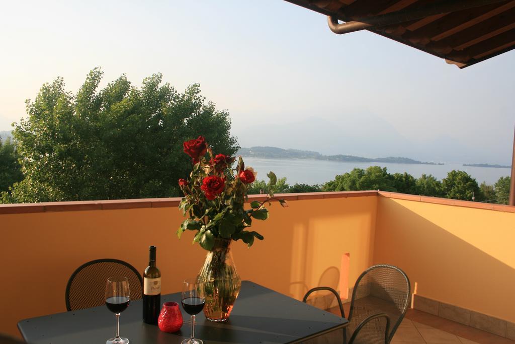 Residence Miralago Rooms & Apartments Manerba del Garda Kültér fotó