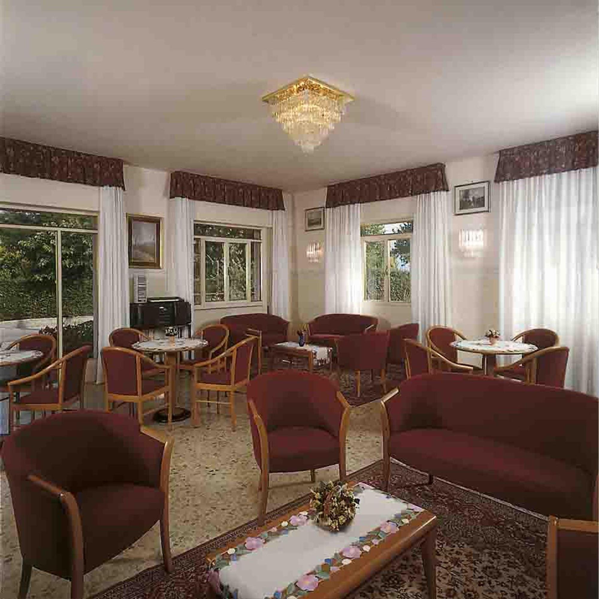 Residence Miralago Rooms & Apartments Manerba del Garda Kültér fotó