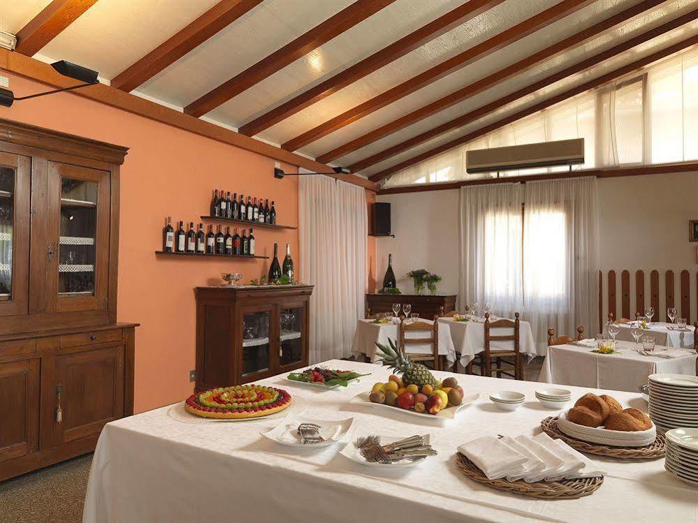 Residence Miralago Rooms & Apartments Manerba del Garda Kültér fotó