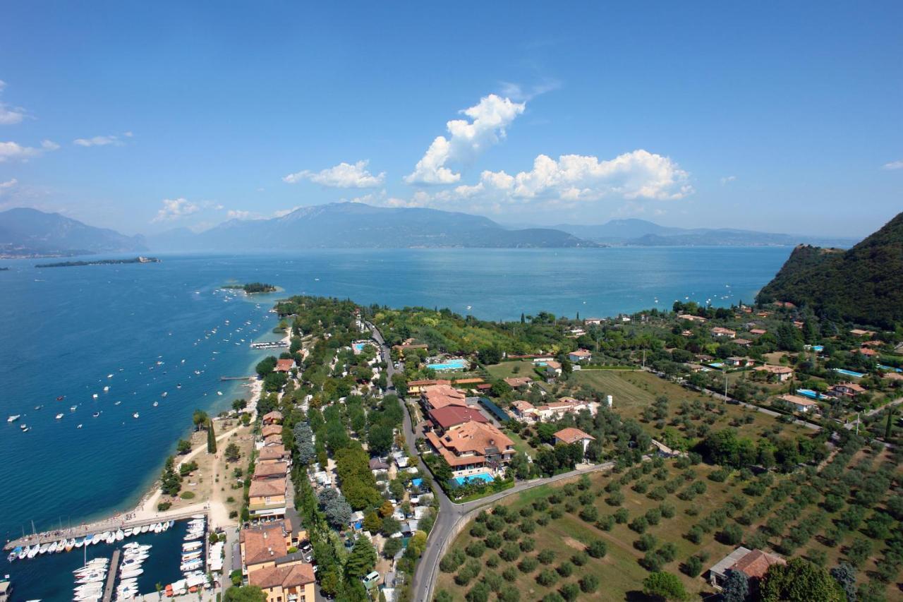 Residence Miralago Rooms & Apartments Manerba del Garda Szoba fotó